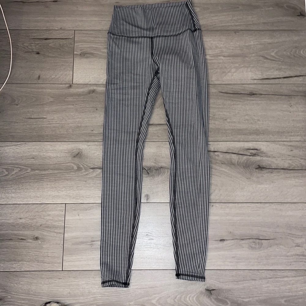 ALO PLAID PRINT LEGGINGS